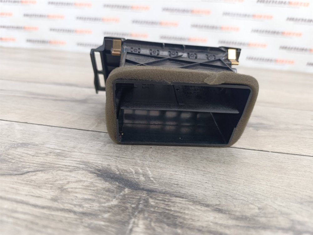 Дефлектор в торпедо, 2000 рублей, Москва