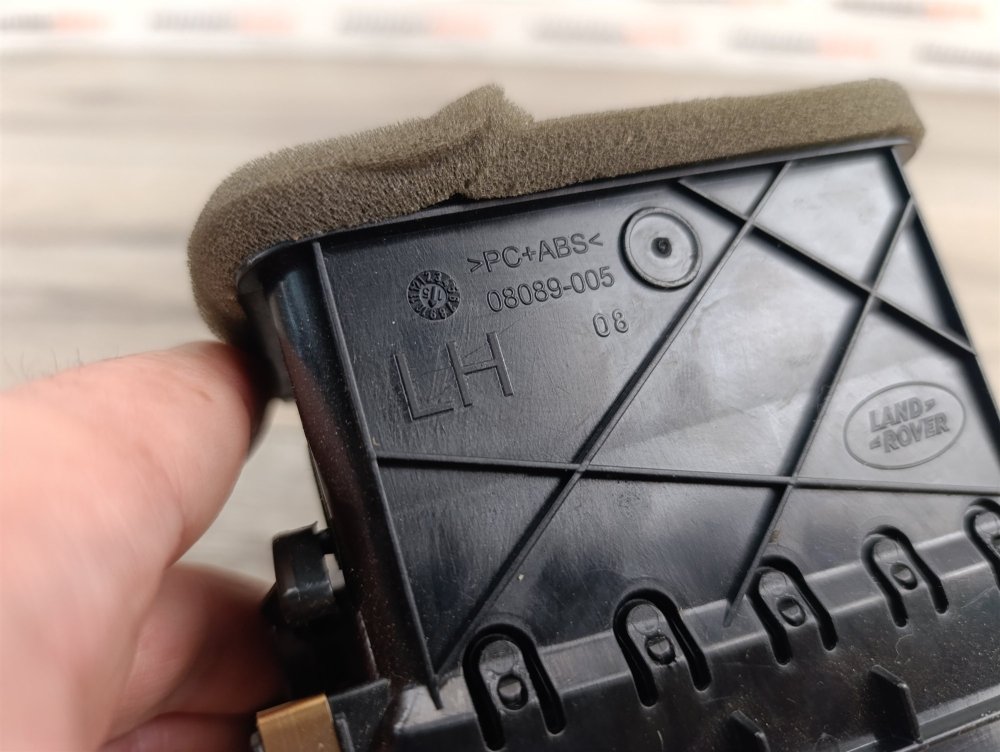 Дефлектор в торпедо, 2000 рублей, Москва