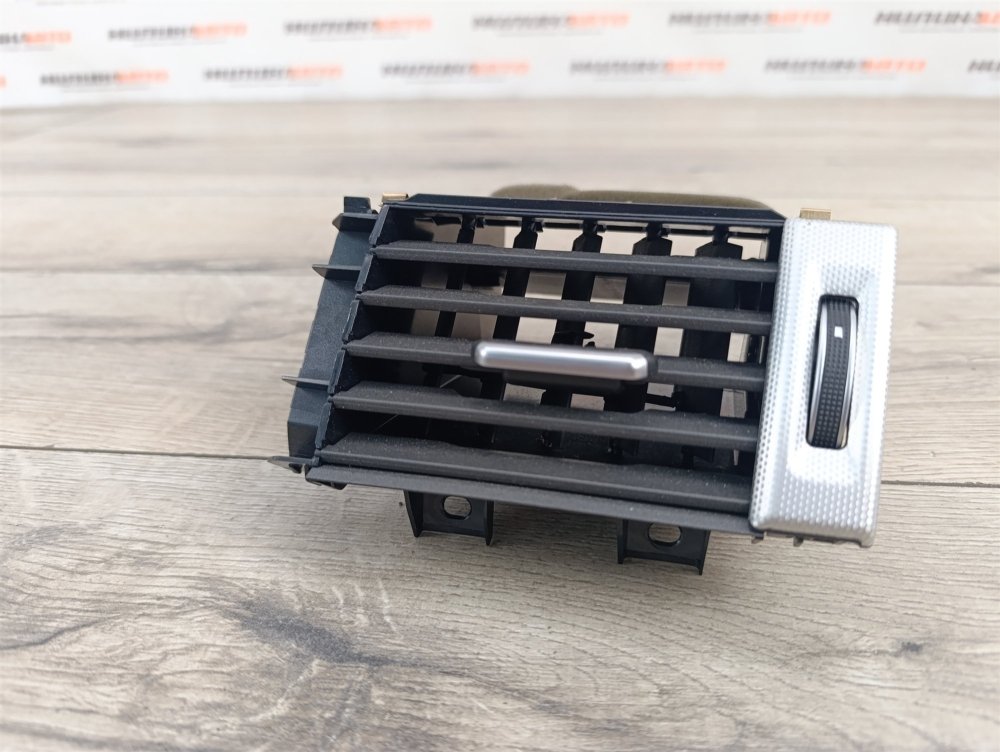 Дефлектор в торпедо, 1500 рублей, Москва