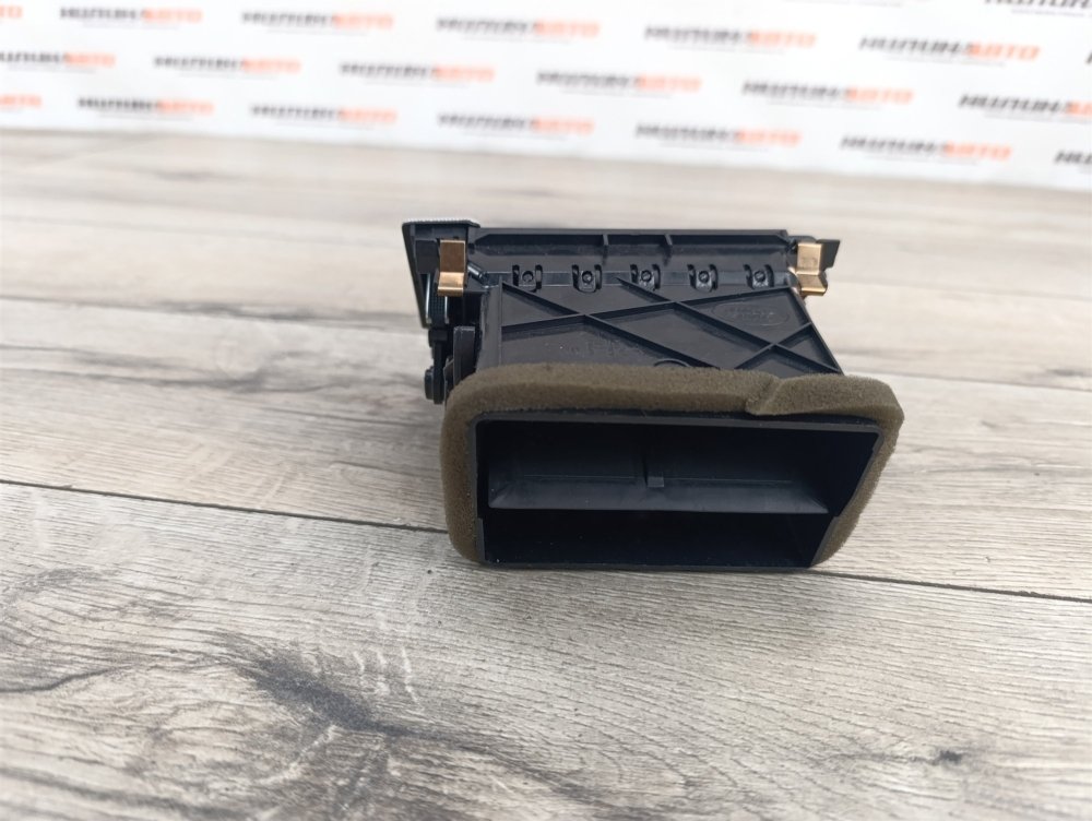 Дефлектор в торпедо, 1500 рублей, Москва