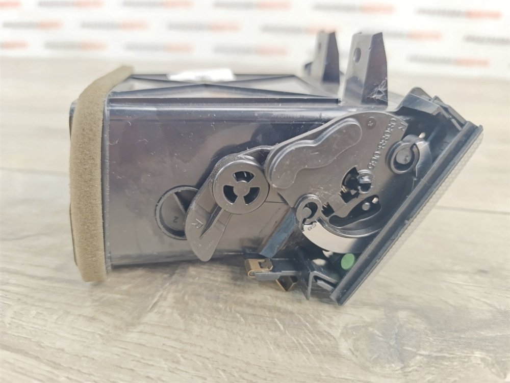 Дефлектор в торпедо, 1500 рублей, Москва