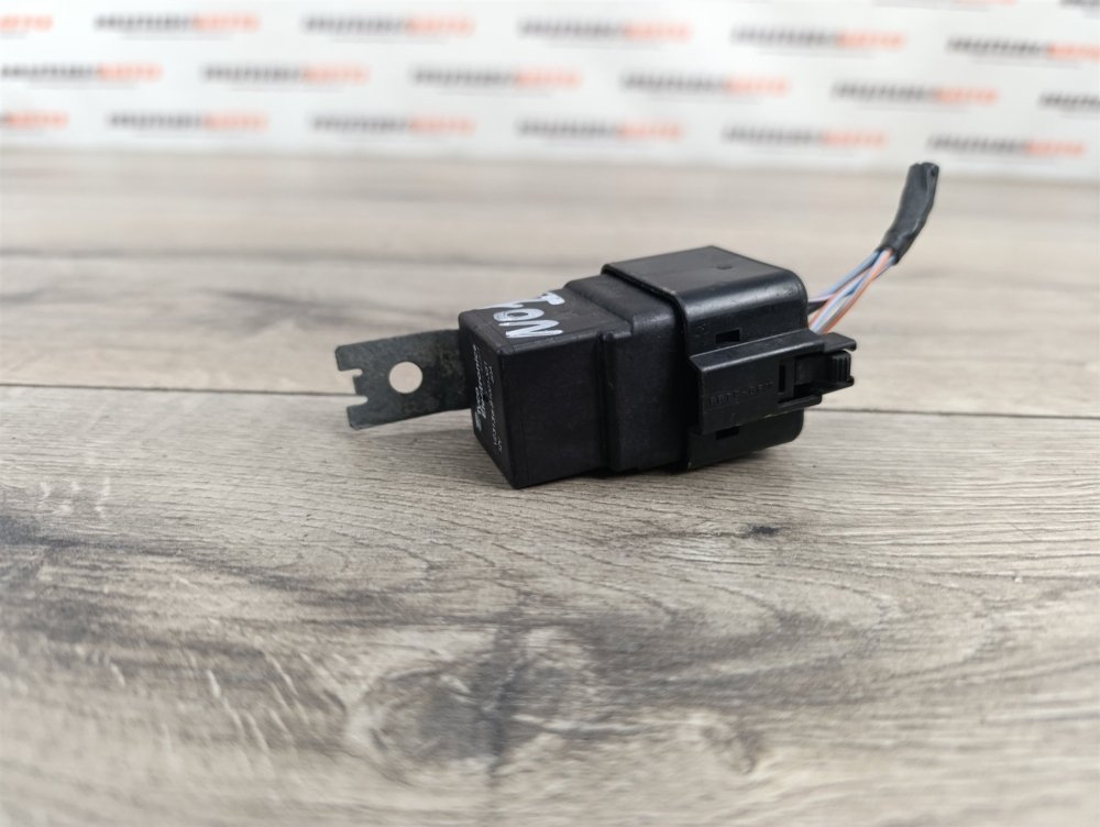 Реле, 2000 рублей, Москва