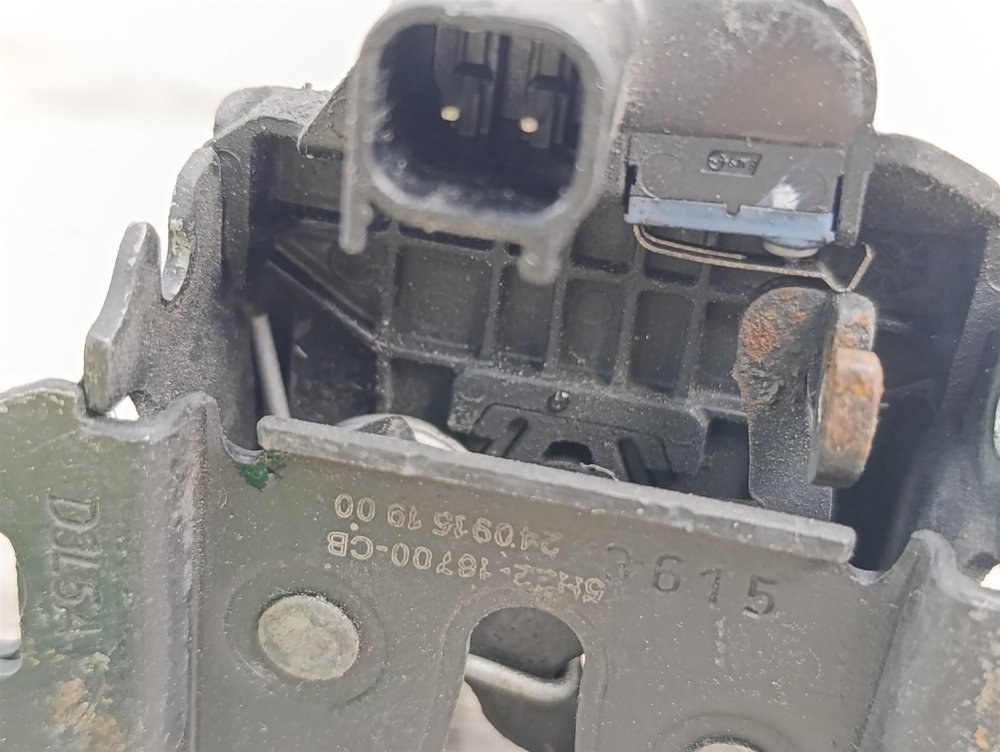 Замок капота, 2500 рублей, Москва