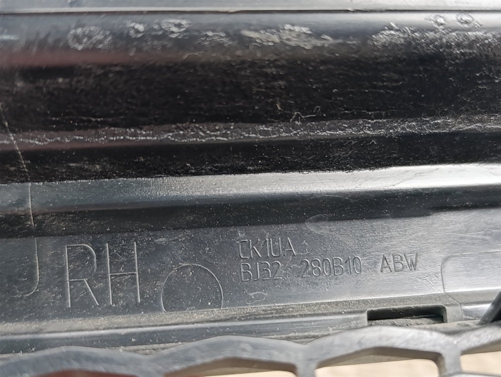 Накладка крыла, 3000 рублей, Москва