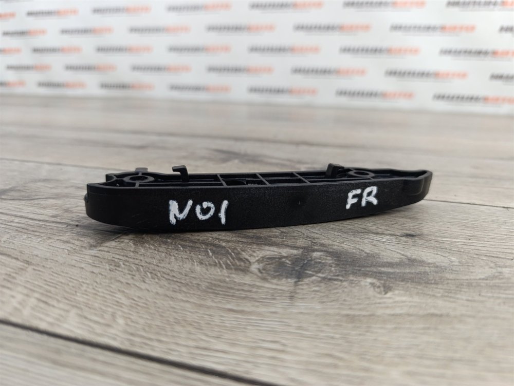 Кронштейн крыла, 1000 рублей, Москва