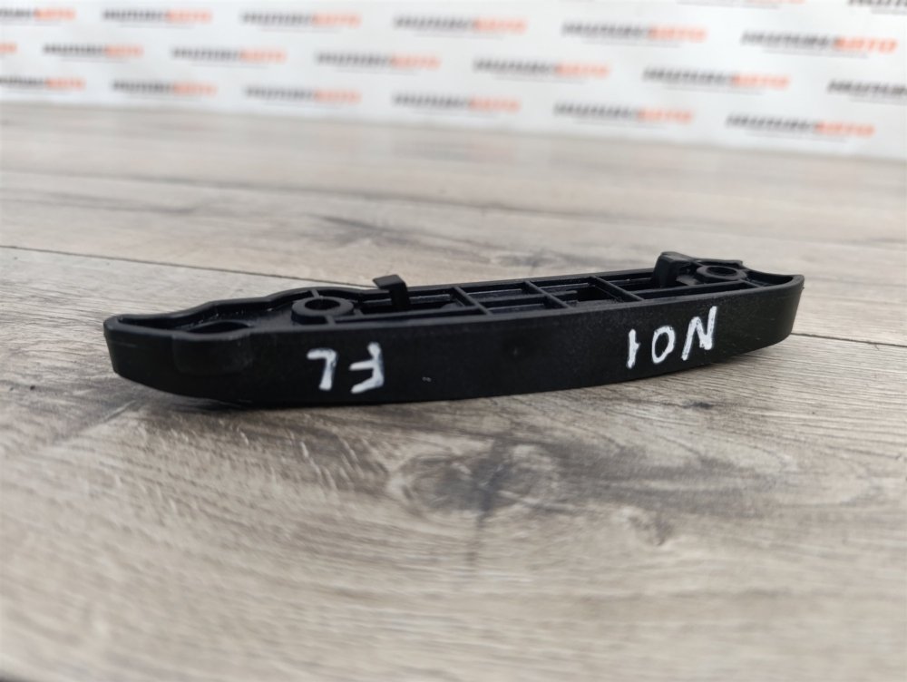 Кронштейн крыла, 1000 рублей, Москва