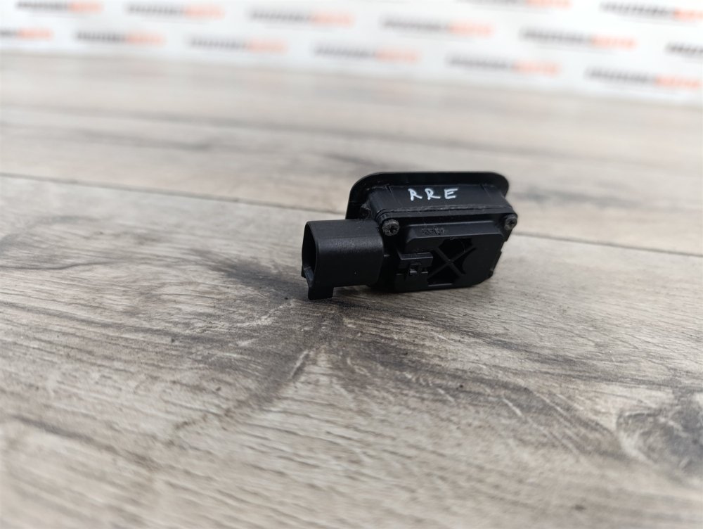 Кнопка открывания багажника, 1000 рублей, Москва