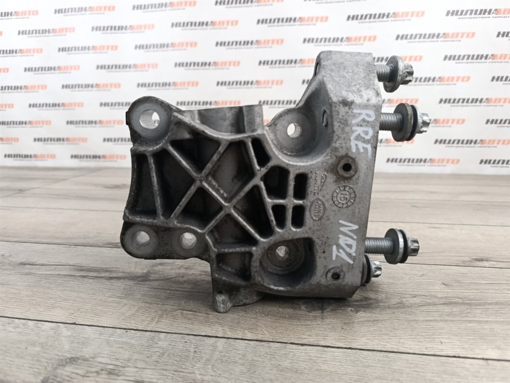 Кронштейн двигателя, 2500 рублей, Москва