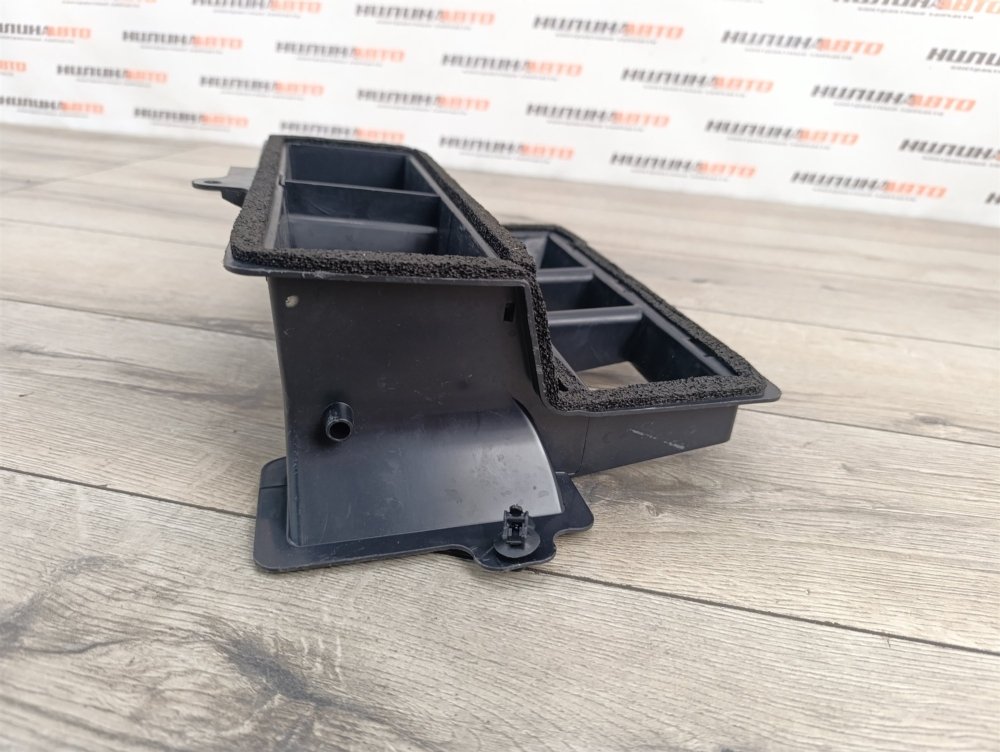 Воздуховод салона, 2700 рублей, Москва