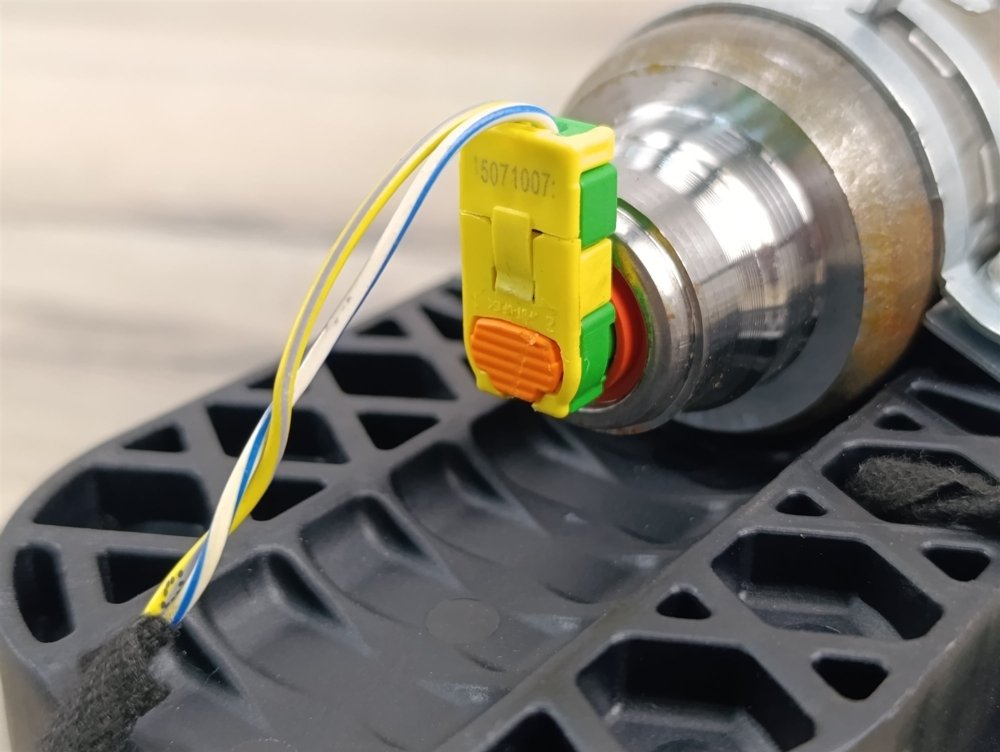 Подушка безопасности в торпедо, 6000 рублей, Москва