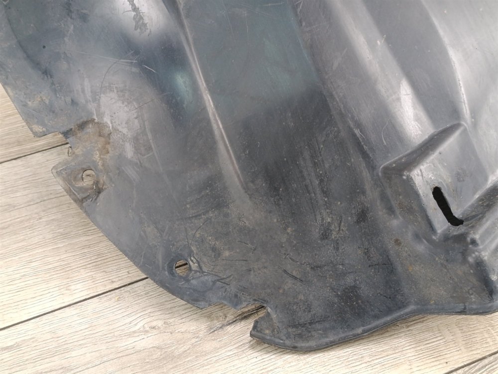 Подкрылок, 6500 рублей, Москва