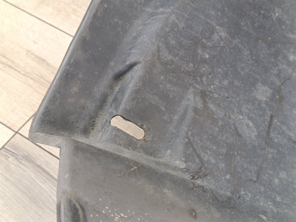 Подкрылок, 6500 рублей, Москва