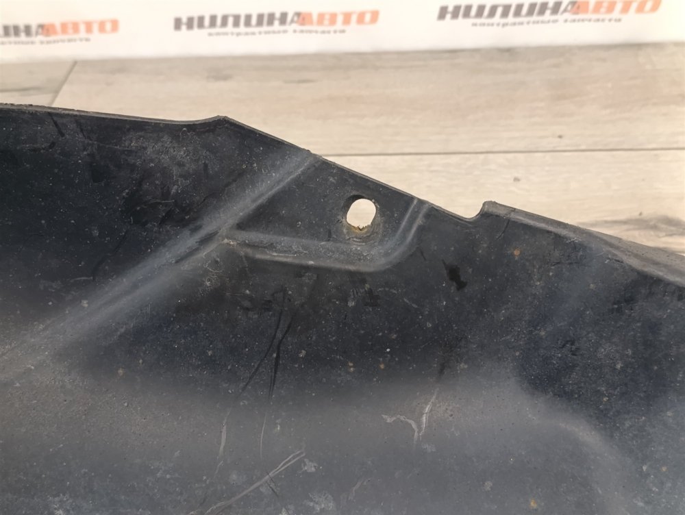 Подкрылок, 6500 рублей, Москва