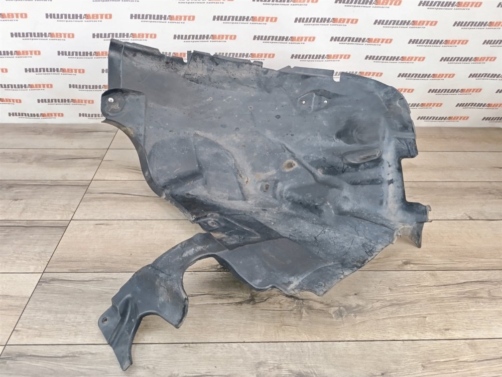 Подкрылок, 6000 рублей, Москва