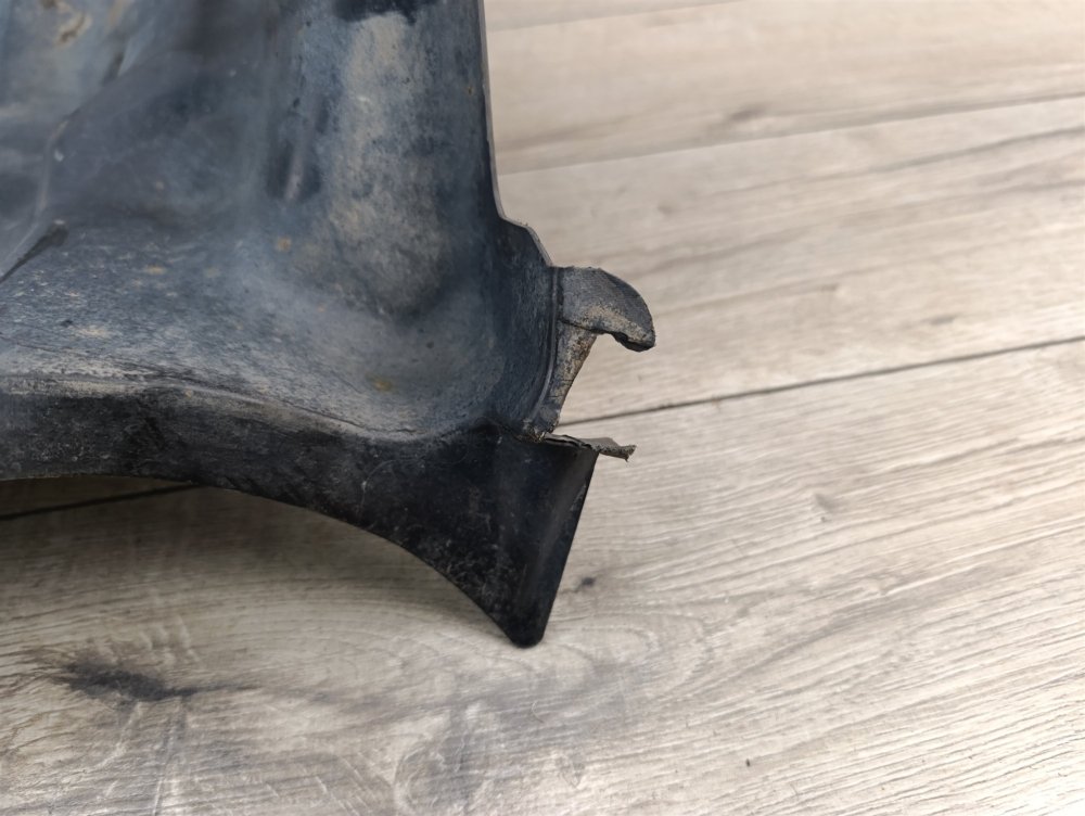 Подкрылок, 6000 рублей, Москва