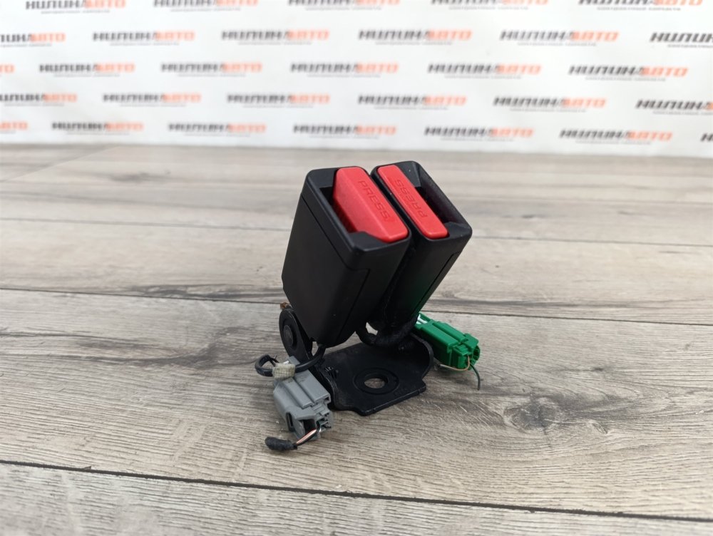 Замок ремня безопасности, 1000 рублей, Москва