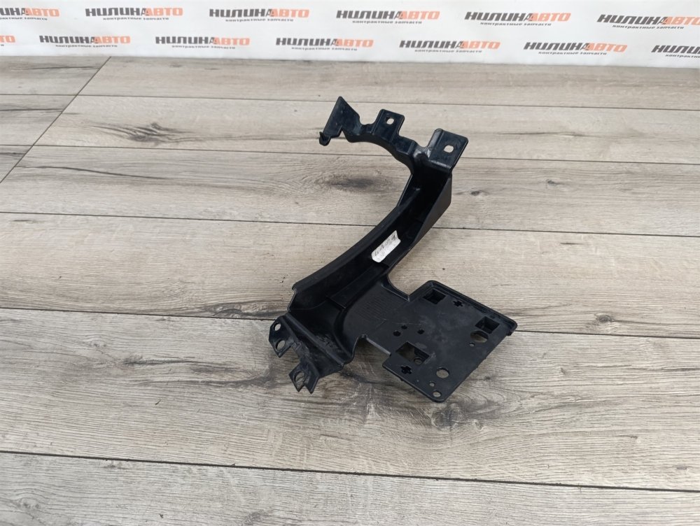 Кронштейн бампера, 1400 рублей, Москва