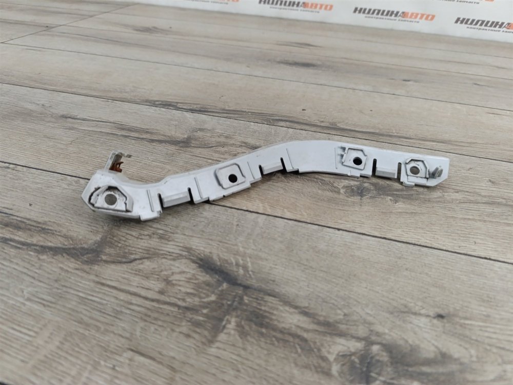 Кронштейн бампера, 1000 рублей, Москва