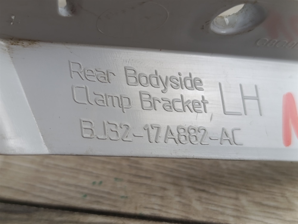 Кронштейн бампера, 1000 рублей, Москва