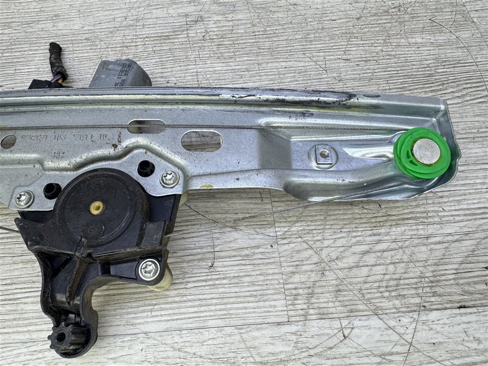 Стеклоподъемник, 900 рублей, Севастополь