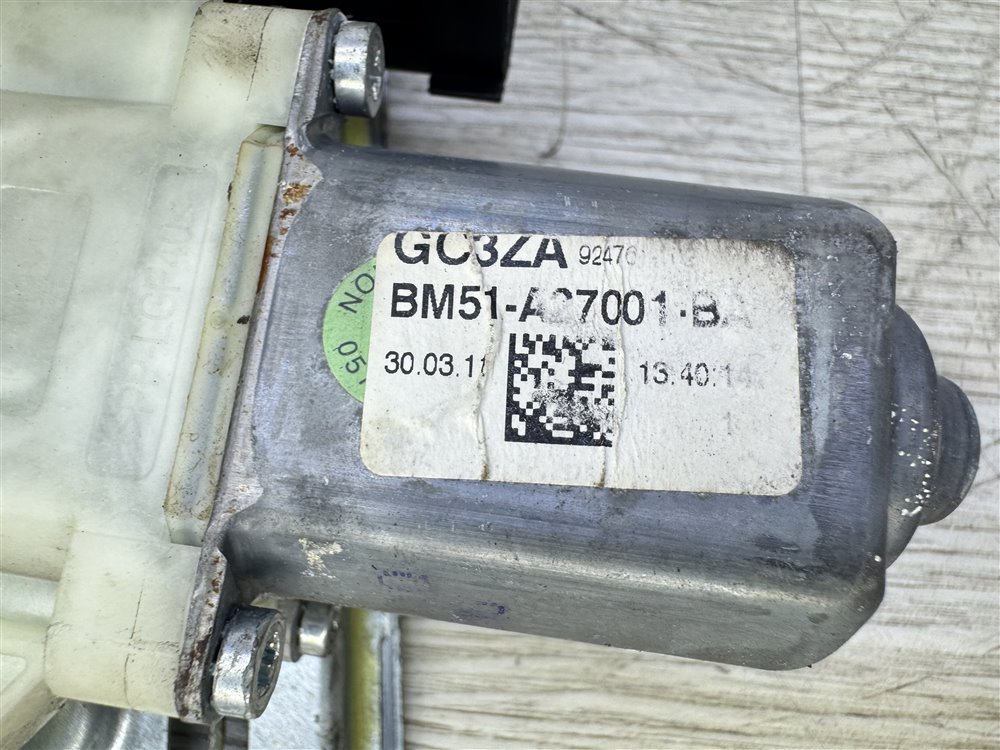 Стеклоподъемник, 900 рублей, Севастополь