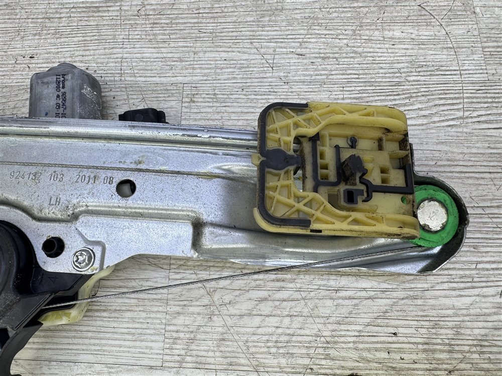 Стеклоподъемник, 900 рублей, Севастополь