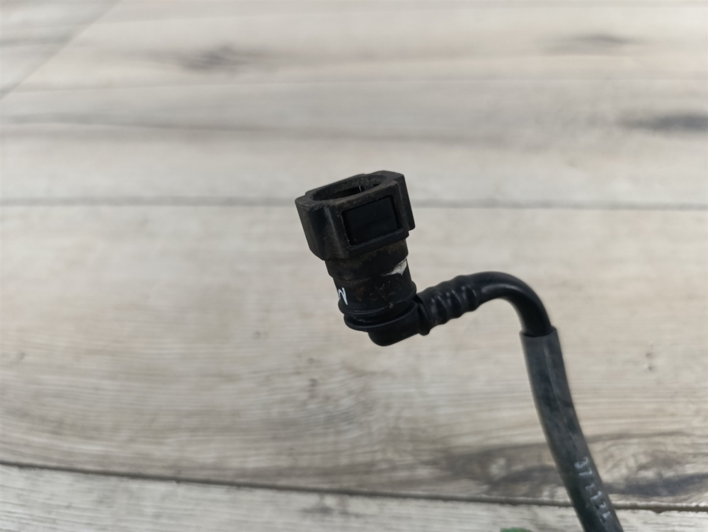 Трубка топливная, 1000 рублей, Москва