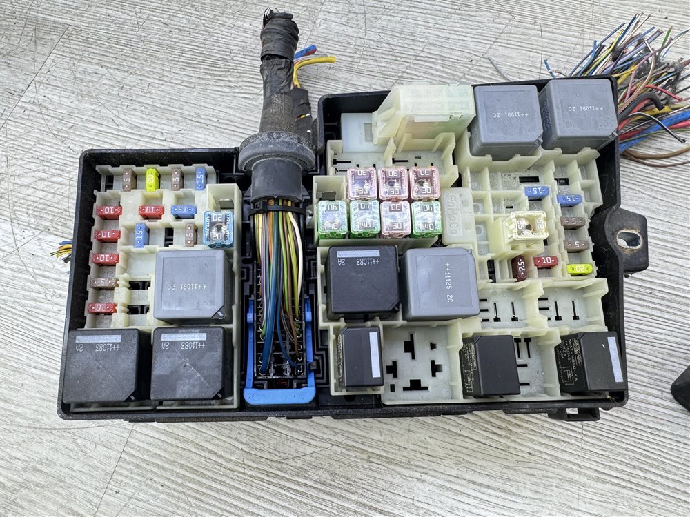 Блок предохранителей под капот, 2000 рублей, Севастополь