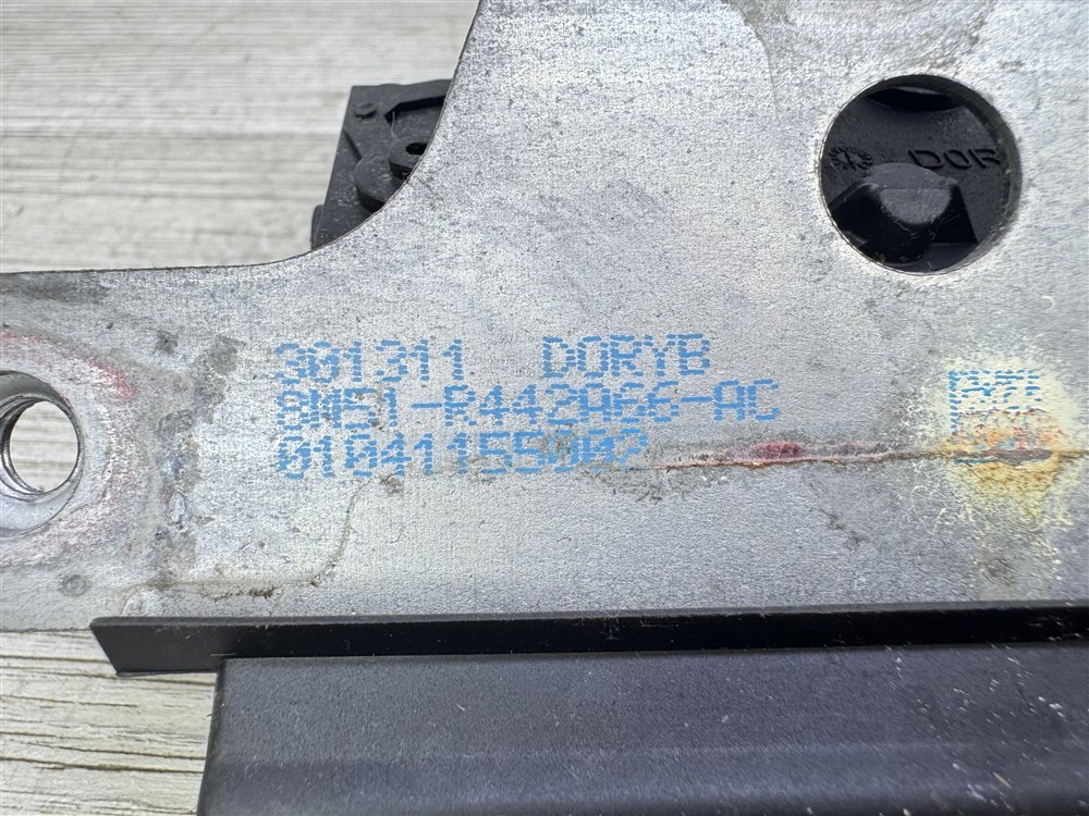 Замок крышки багажника, 3000 рублей, Севастополь