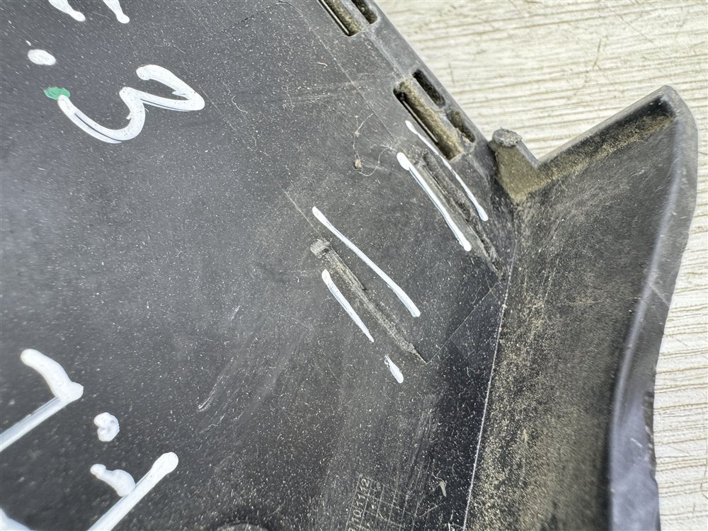 Накладка крыла, 750 рублей, Севастополь