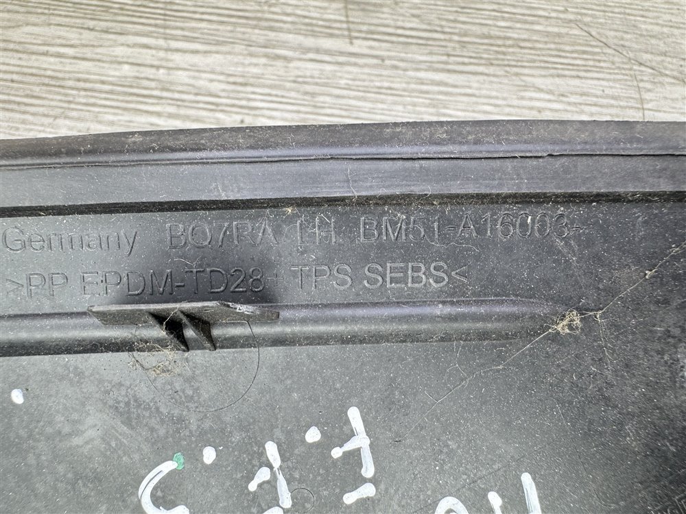 Накладка крыла, 750 рублей, Севастополь