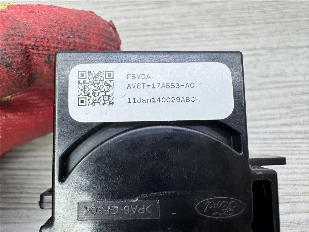 Переключатель подрулевой дворников, 500 рублей, Севастополь