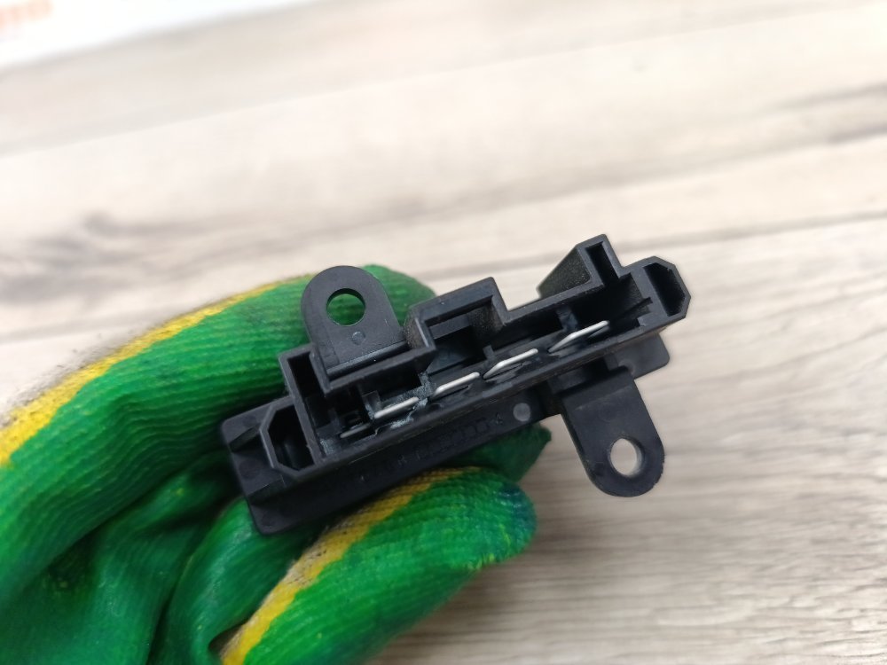 Резистор печки, 1000 рублей, Москва