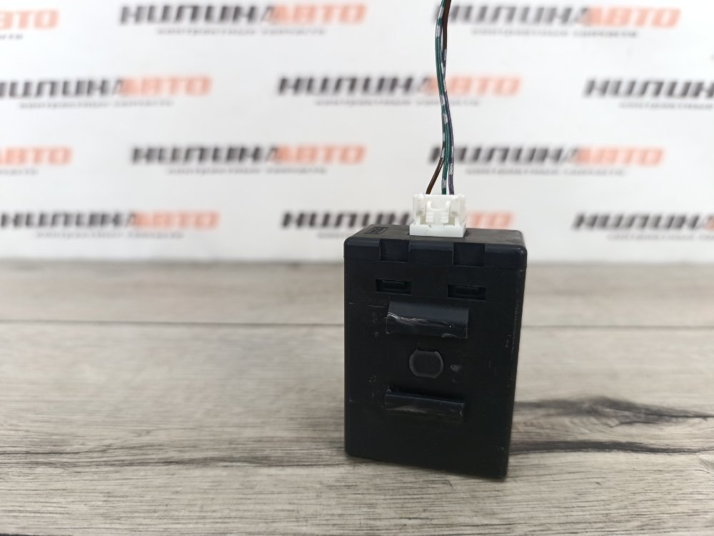 Блок управления центральным замком, 500 рублей, Москва