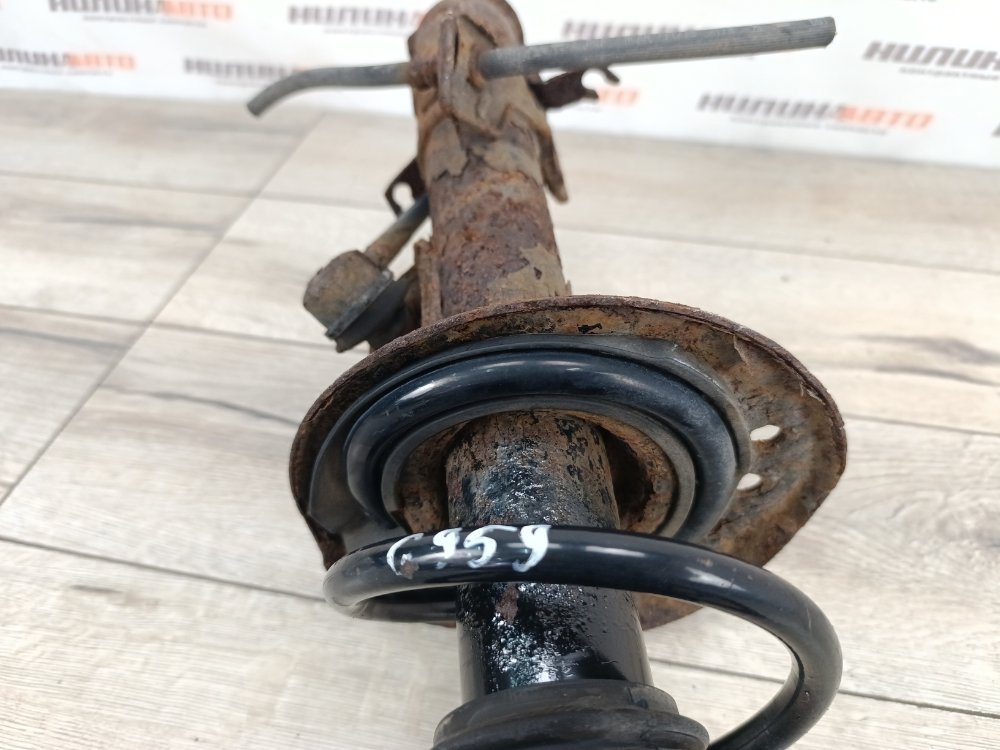 Амортизатор, 2000 рублей, Москва