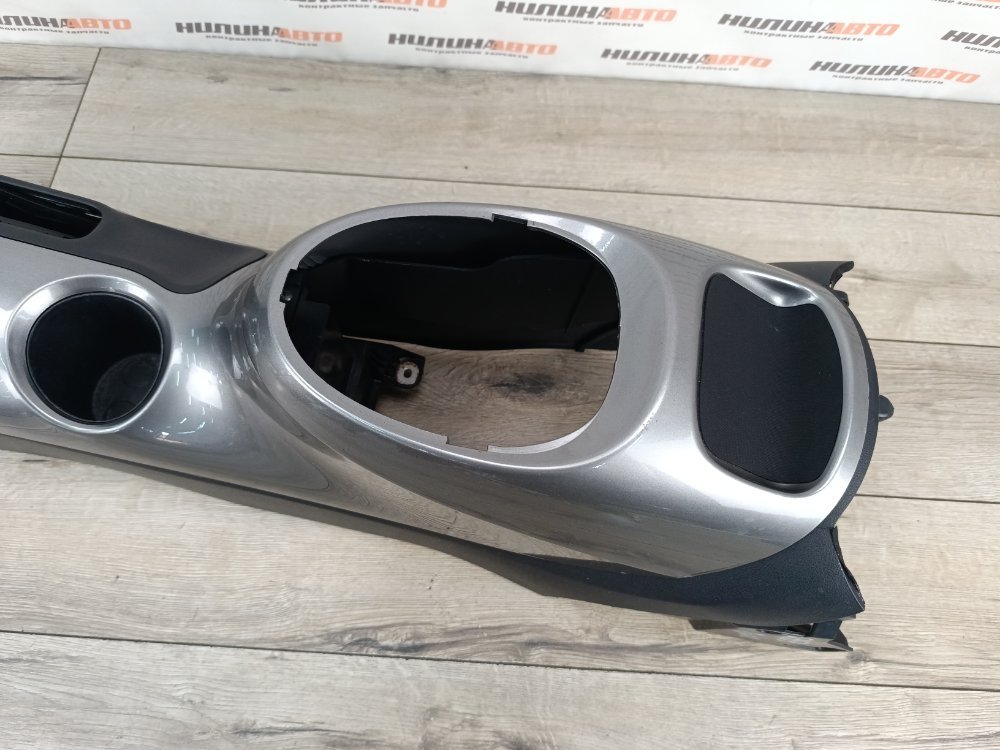 Консоль центральная, 2500 рублей, Москва