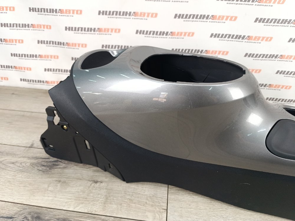 Консоль центральная, 2500 рублей, Москва