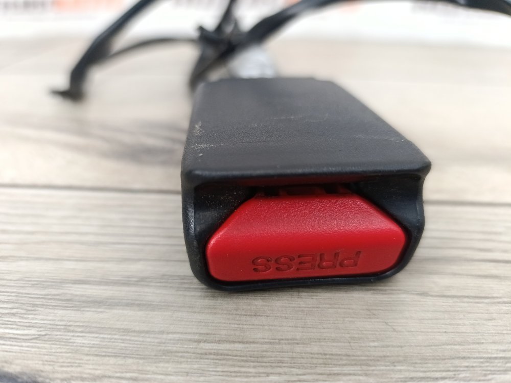 Замок ремня безопасности, 1400 рублей, Москва