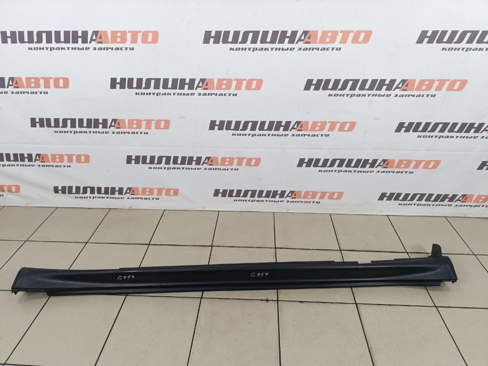 Накладка порога, 2000 рублей, Москва