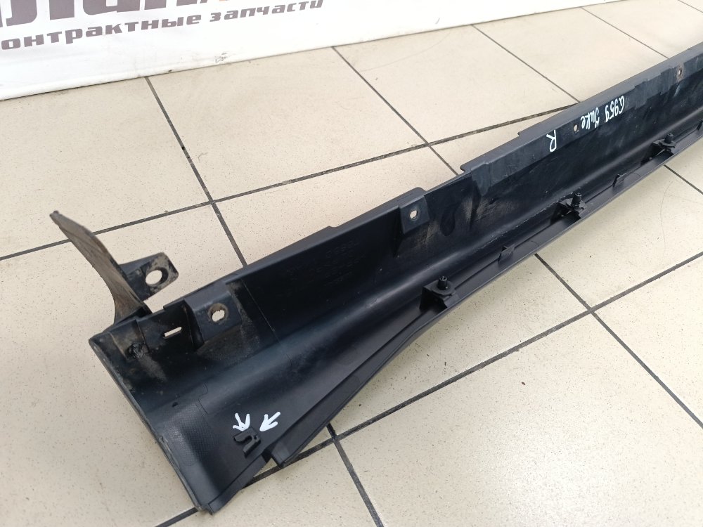 Накладка порога, 2000 рублей, Москва