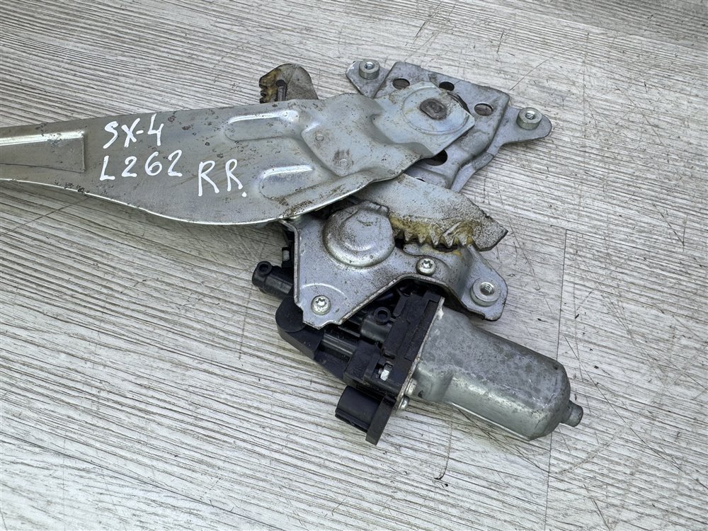 Стеклоподъемник, 1000 рублей, Севастополь