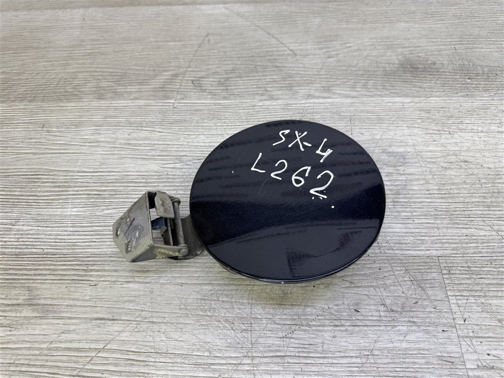 Лючок топливного бака, 500 рублей, Севастополь