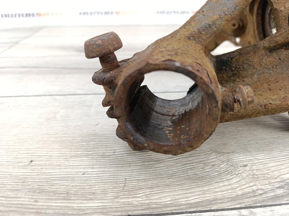 Кулак поворотный, 6000 рублей, Москва