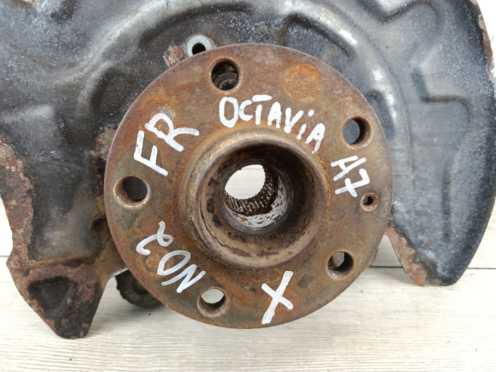 Кулак поворотный, 5000 рублей, Москва