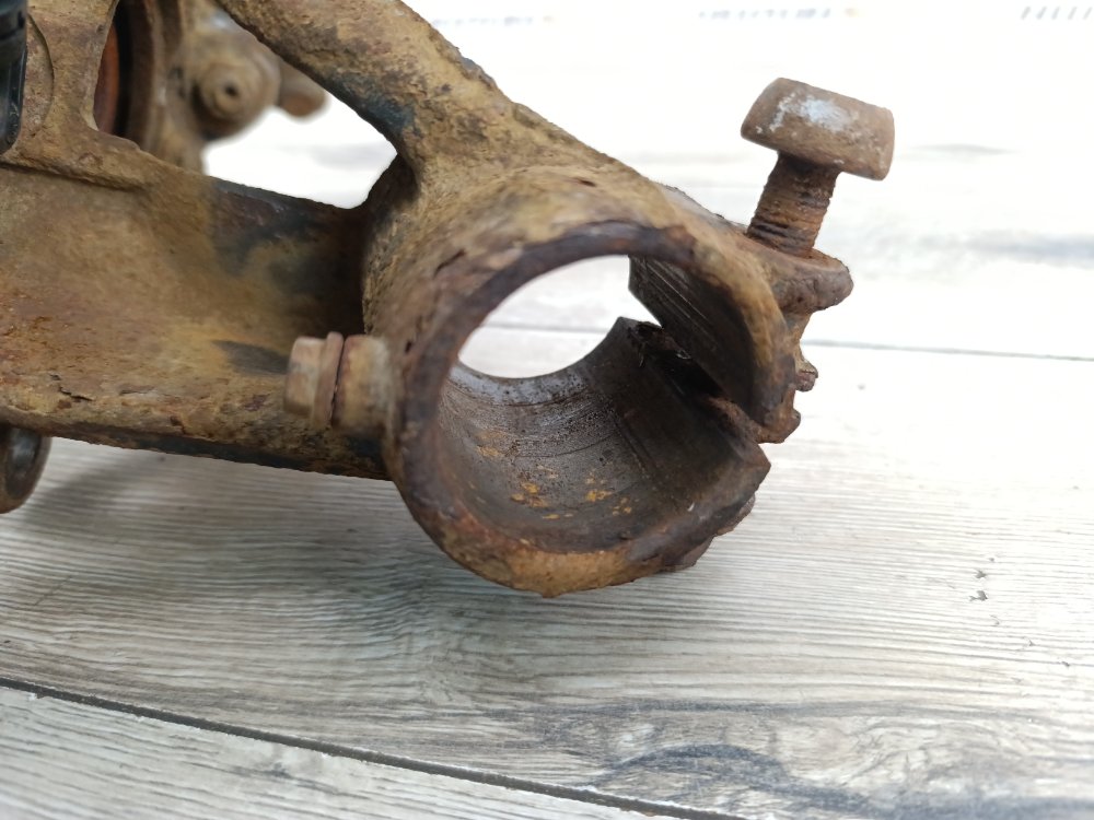 Кулак поворотный, 5000 рублей, Москва