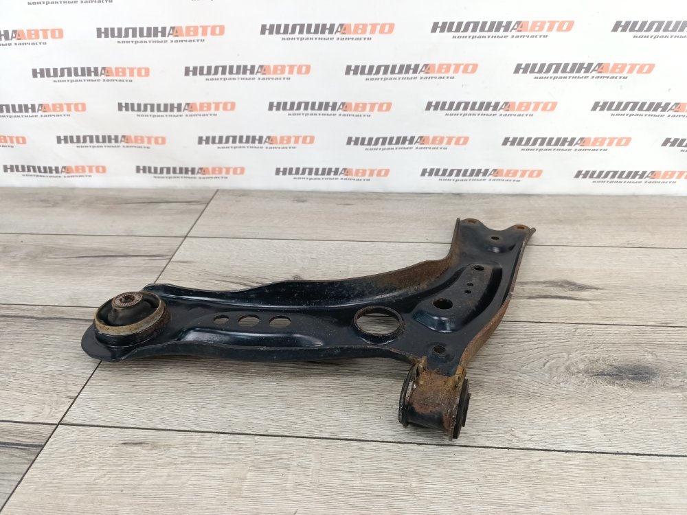 Рычаг передний нижний, 2000 рублей, Москва