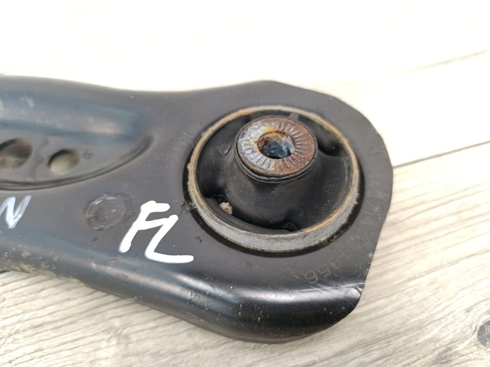 Рычаг передний нижний, 2000 рублей, Москва