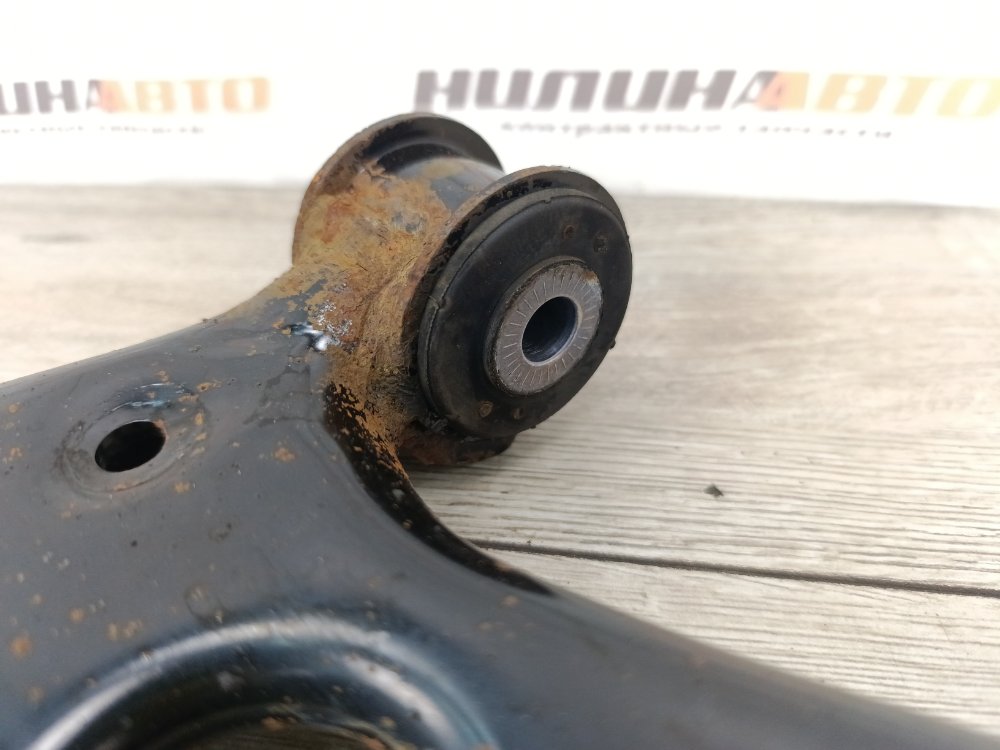 Рычаг передний нижний, 2000 рублей, Москва