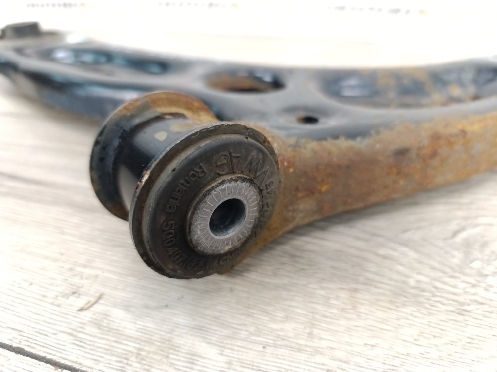 Рычаг передний нижний, 2000 рублей, Москва