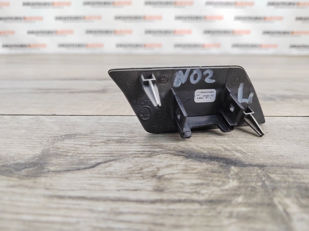 Накладка омывателя фары, 1500 рублей, Москва